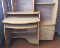 Лот: 4244311. Фото: 3. стол компьютерный. Мебель