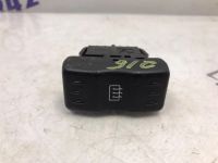 Лот: 21709121. Фото: 2. кнопка обогрева заднего стекла... Автозапчасти