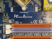 Лот: 25820609. Фото: 2. Мат. плата Gigabyte GA-8IPE1000... Комплектующие