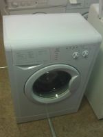 Лот: 3649776. Фото: 2. Стиральная машина Indesit WISL... Крупная бытовая техника
