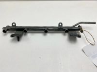 Лот: 20376868. Фото: 2. Рейка топливная Mazda Demio 1999... Автозапчасти