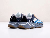 Лот: 16271054. Фото: 3. Кроссовки Adidas Yeezy Boost 700... Одежда, обувь, галантерея