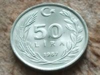 Лот: 11907902. Фото: 2. Монета 50 лир Турция 1987 портрет... Монеты