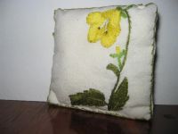 Лот: 21590707. Фото: 6. Подушечка маленькая вышитая нитками...