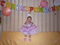 Лот: 2847648. Фото: 2. Нарядное пышное платье на 2 года. Одежда и аксессуары