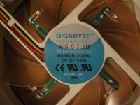 Лот: 4500118. Фото: 2. Два вентилятора Gigabyte 120x120. Комплектующие