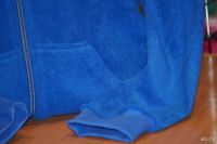 Лот: 8871024. Фото: 3. Кофта флис , на молнии с капюшоном... Одежда, обувь, галантерея