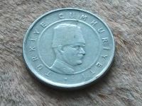 Лот: 12156726. Фото: 5. Монета 10 куруш Турция 2005 непрочекан...