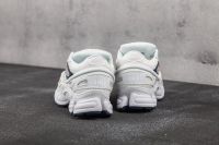 Лот: 13345667. Фото: 5. Кроссовки Adidas Ozweego 2 x Raf...