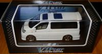 Лот: 5847109. Фото: 2. Nissan Elgrand E51 KenStyle White... Моделизм