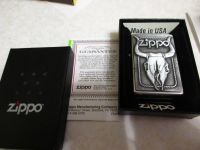 Лот: 11272647. Фото: 3. Zippo 20286 Bull Skull. Домашний быт