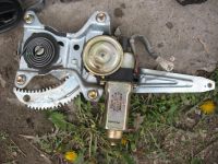 Лот: 9179624. Фото: 6. стекло боковое правое дверей Toyota...