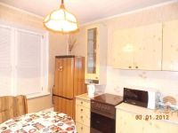 Лот: 4515004. Фото: 2. Квартира посуточно в кировском... Аренда посуточно, по часам