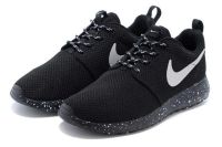 Лот: 7358814. Фото: 2. Кроссовки Nike Roshe Run. 39 размер... Женская обувь