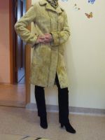 Лот: 4377872. Фото: 2. Шуба - пальто из стриженной овцы. Женская одежда