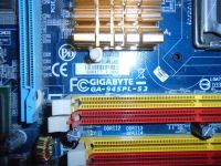 Лот: 9509927. Фото: 2. Материнская плата gigabyte ga-945pl-s3... Комплектующие