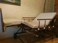 Лот: 10106864. Фото: 2. Медицинская кресло-кровать с электроприводом. Медицина