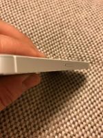 Лот: 9525445. Фото: 3. Iphone 5s silver 16gb LTE в идеальном... Красноярск