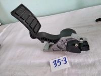 Лот: 12241352. Фото: 2. Педаль газа электронная от чего... Автозапчасти