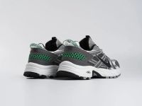 Лот: 24973191. Фото: 3. Кроссовки Nike V2K Run. Одежда, обувь, галантерея