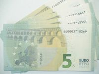 Лот: 23311611. Фото: 6. 5 Евро 2013 UNC в коллекцию! Италия...