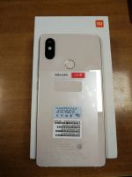 Лот: 12632596. Фото: 4. Xiaomi Mi 8 SE 4/64Gb Gold