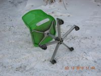 Лот: 15127188. Фото: 3. Стул офисный Ikea (с дефектом). Мебель