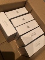 Лот: 15585655. Фото: 2. AirPods 2 на 8 марта в подарочной... 23 февраля и 8 марта