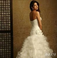Лот: 13380577. Фото: 2. Свадебное платье со шлейфом размер... Свадебная мода