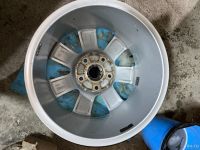 Лот: 17165853. Фото: 2. Оригинальные диски на Volkswagen... Шины, Диски