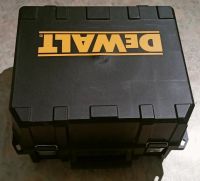 Лот: 24985955. Фото: 5. Дисковая (циркулярная) пила DeWalt...