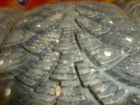 Лот: 4872120. Фото: 3. Зимние шипованные шины 195 65... Авто, мото, водный транспорт