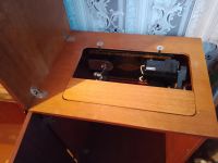 Лот: 25899255. Фото: 3. Швейная машинка. Бытовая техника