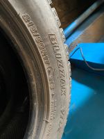 Лот: 18121742. Фото: 2. Резина Bridgestone r17 липучка... Шины, Диски
