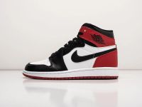 Лот: 11370979. Фото: 3. Кроссовки Nike Air Jordan 1 Mid. Одежда, обувь, галантерея