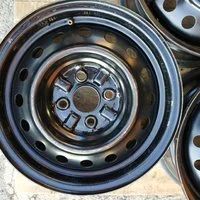 Лот: 10309859. Фото: 2. TOYOTa-вская шт-ка R14 - 4х100... Шины, Диски