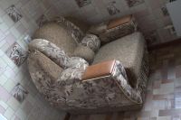 Лот: 3996184. Фото: 2. Мягкое кресло с кожанными вставками. Мягкая мебель