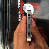 Лот: 5571633. Фото: 4. iPhone 5S 16 Gb (черный)