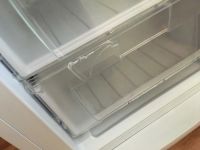 Лот: 11437172. Фото: 3. Холодильник Indesit SB 185 L. Бытовая техника