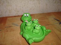 Лот: 8372017. Фото: 3. Лягушка с 3 лягушатами. Для купания... Дети растут