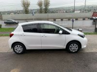 Лот: 19477573. Фото: 4. Toyota Vitz 2014