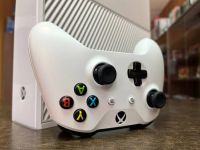 Лот: 21770335. Фото: 3. Приставка Xbox One + 70 игр 500gb... Компьютеры, оргтехника, канцтовары