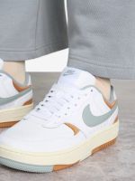 Лот: 25368313. Фото: 9. Кеды женские Nike Gamma Force...