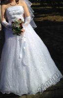 Лот: 5711104. Фото: 3. Шикарное свадебное платье и фата... Одежда, обувь, галантерея