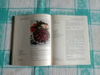 Лот: 25651599. Фото: 3. Книга "Кухня микроволновой печи... Литература, книги