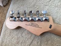 Лот: 10146203. Фото: 3. Fender Squier Bullet Strat. Музыкальные инструменты и оборудование