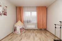 Лот: 25355674. Фото: 2. 3-комн. квартира , посёлок Солонцы... Продажа