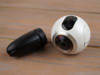 Лот: 9790147. Фото: 3. Samsung Gear 360 панорамная камера... Красноярск