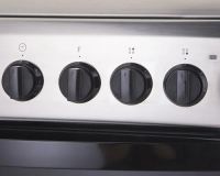 Лот: 16432752. Фото: 7. Электрическая плита Indesit IS5V4PHX...