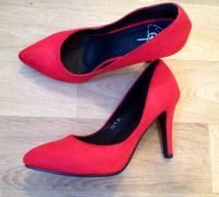 Лот: 3851084. Фото: 2. Туфли красного цвета 36 размер. Женская обувь
